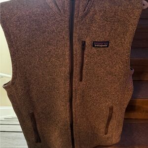 Patagonia Men's Grey better sweater full zip Vest size small (women’s medium)